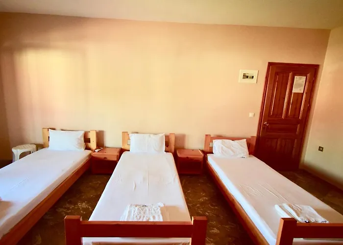 Menis Haus Rooms